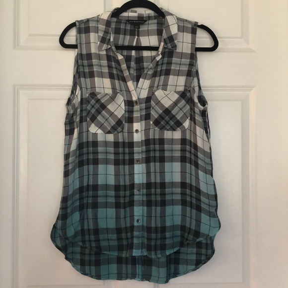 Rock & Republic Tops - Rock & Republic Ombré Sleeveless Tank Size M